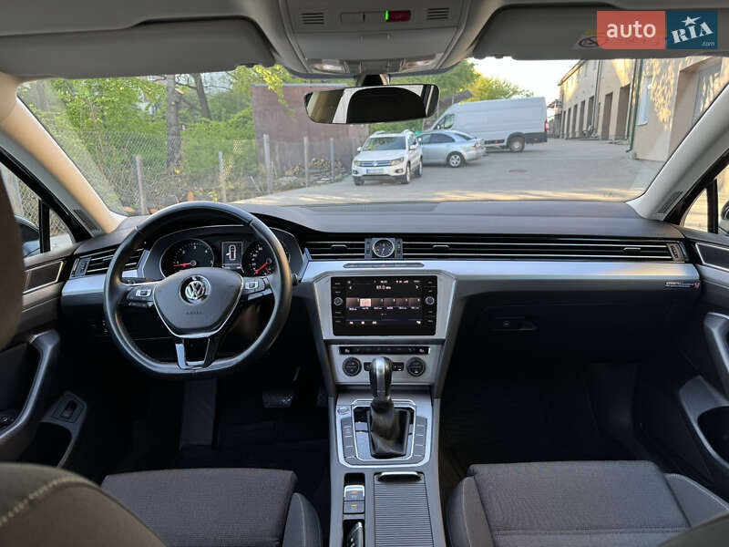 Фото Volkswagen Passat з оголошення AUTO.RIA