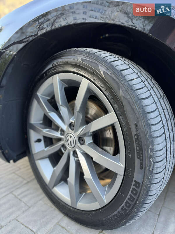 Фото Volkswagen Passat з оголошення AUTO.RIA