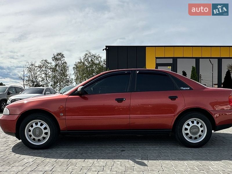 Фото Audi A4 з оголошення AUTO.RIA