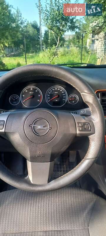 Фото Opel Vectra з оголошення AUTO.RIA