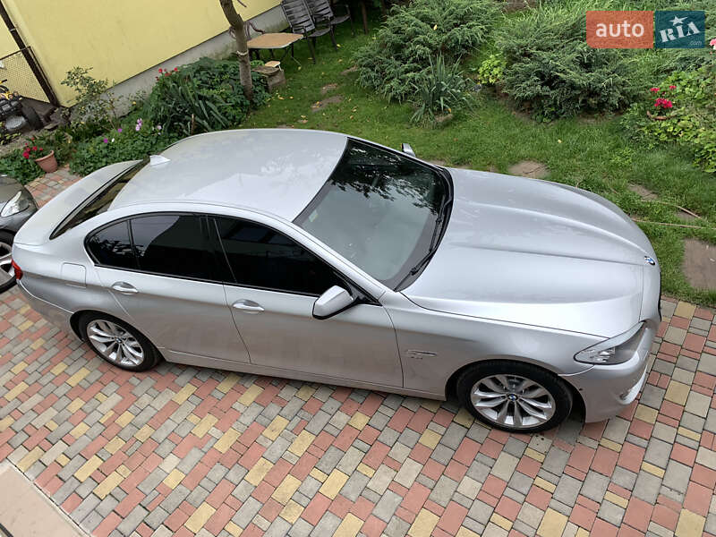 Фото BMW 5 Series з оголошення AUTO.RIA