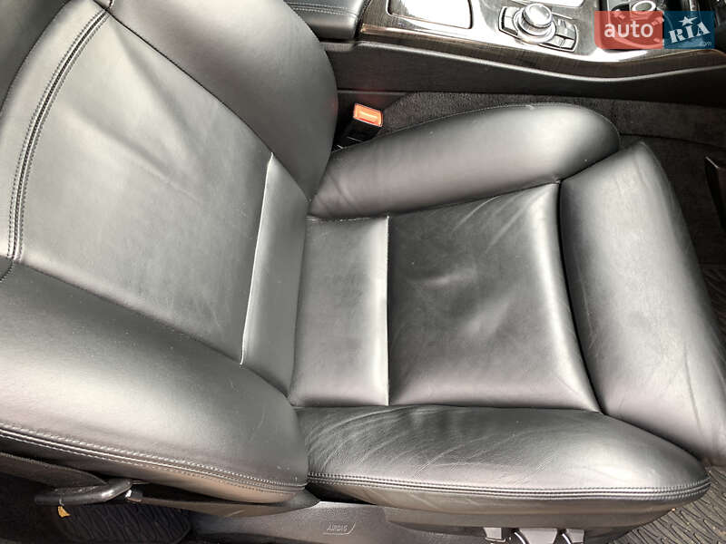 Фото BMW 5 Series з оголошення AUTO.RIA