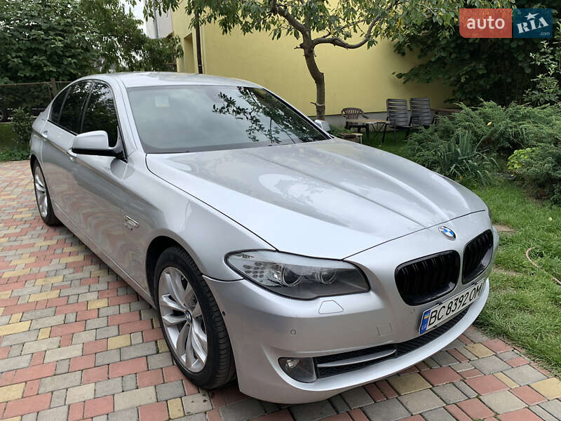 Фото BMW 5 Series з оголошення AUTO.RIA