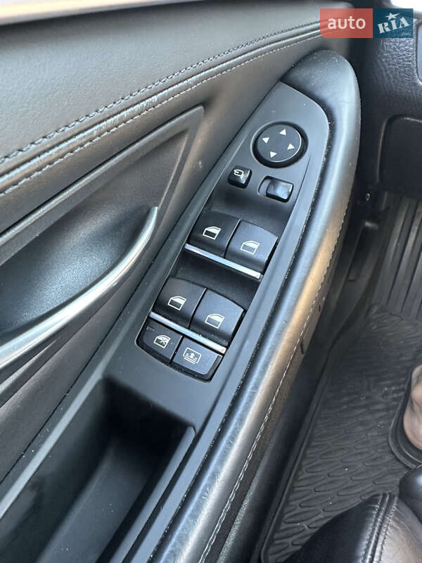 Фото BMW 5 Series з оголошення AUTO.RIA