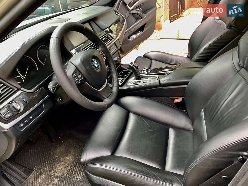 Фото BMW 5 Series з оголошення AUTO.RIA