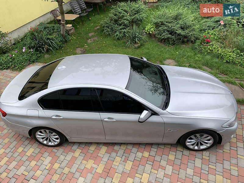 Фото BMW 5 Series з оголошення AUTO.RIA