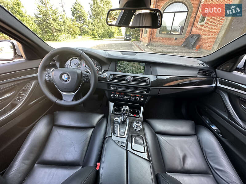 Фото BMW 5 Series з оголошення AUTO.RIA