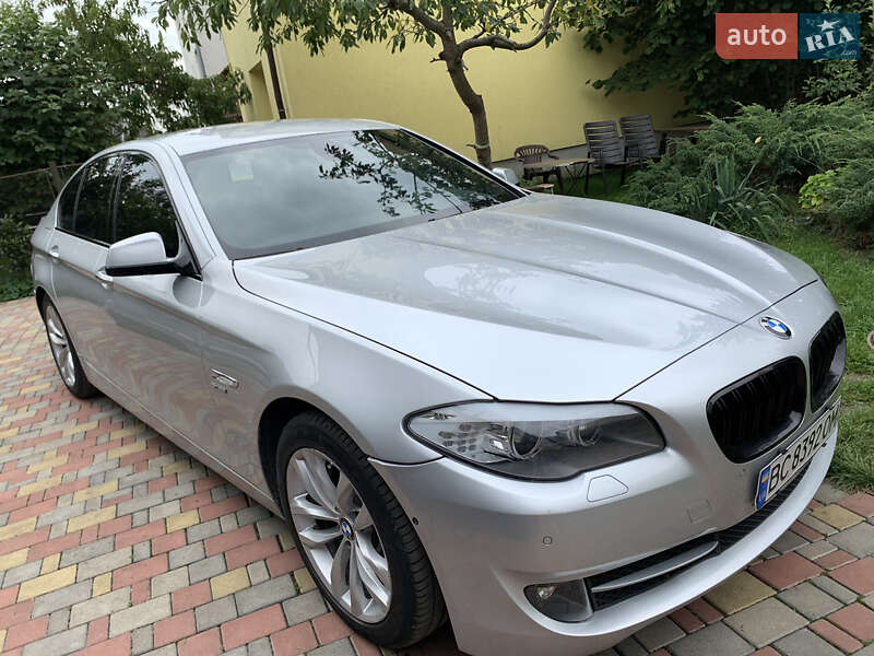 Фото BMW 5 Series з оголошення AUTO.RIA
