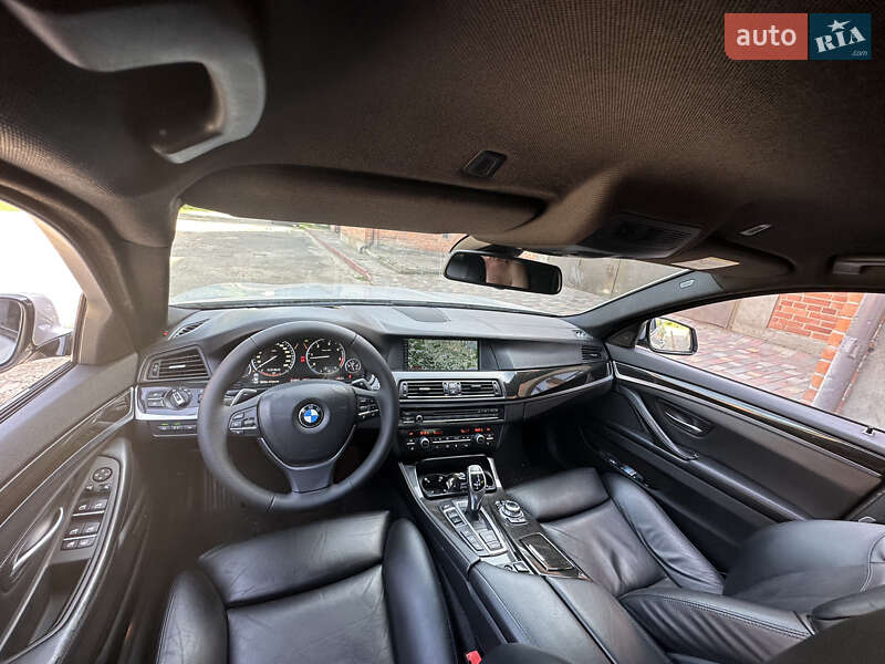 Фото BMW 5 Series з оголошення AUTO.RIA