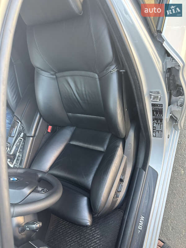 Фото BMW 5 Series з оголошення AUTO.RIA
