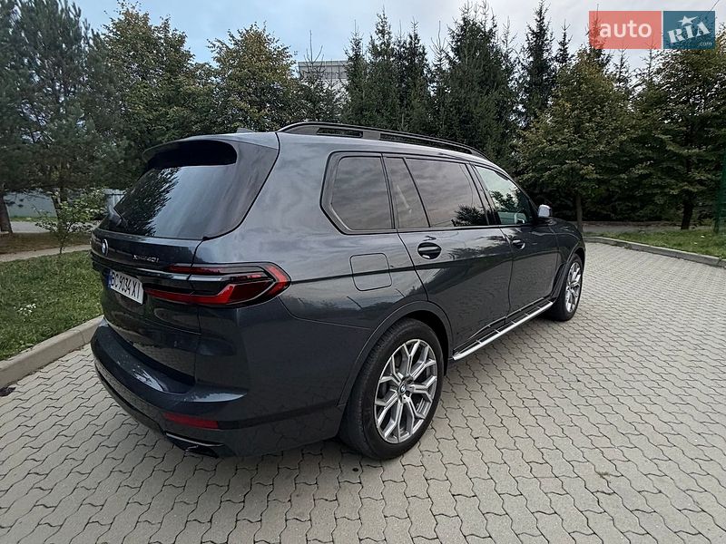 Фото BMW X7 з оголошення AUTO.RIA