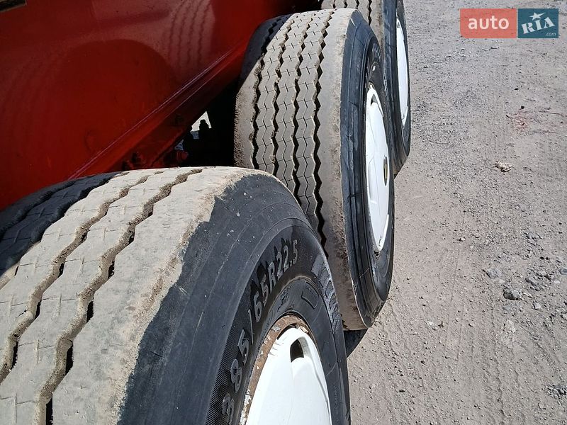 Фото Freightliner Century з оголошення AUTO.RIA