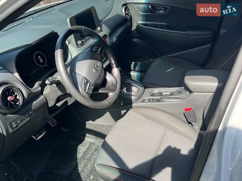 Фото Hyundai Kona з оголошення AUTO.RIA