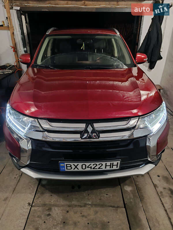 Фото Mitsubishi Outlander з оголошення AUTO.RIA