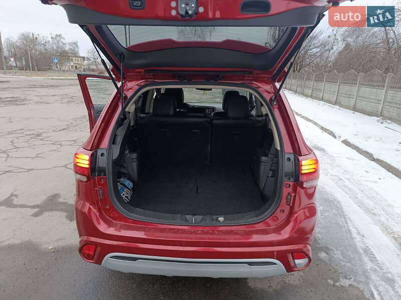 Фото Mitsubishi Outlander з оголошення AUTO.RIA