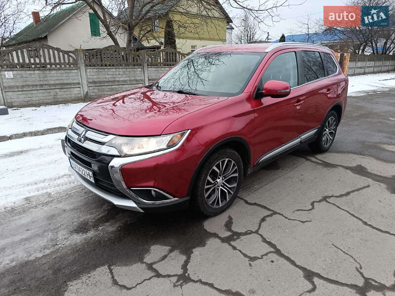 Фото Mitsubishi Outlander з оголошення AUTO.RIA