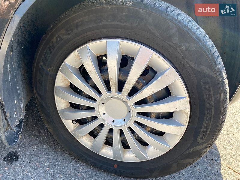 Фото Chevrolet Aveo з оголошення AUTO.RIA