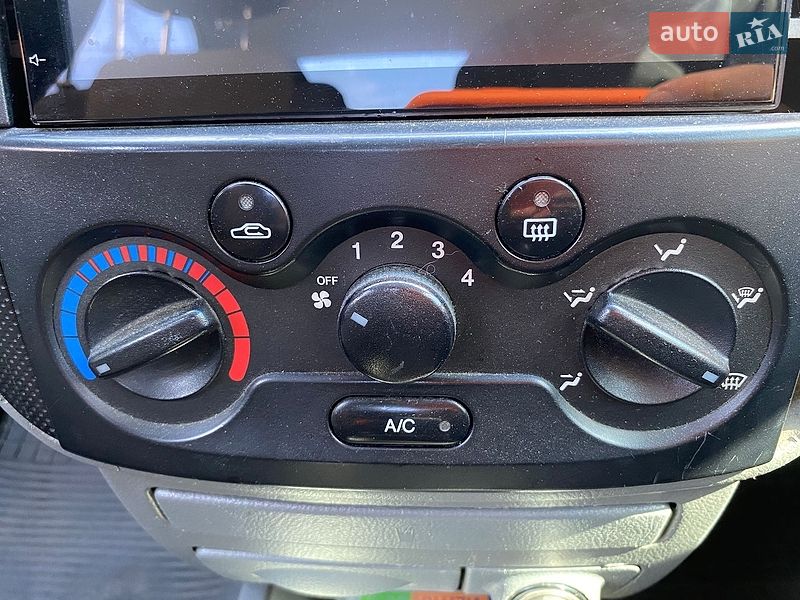 Фото Chevrolet Aveo з оголошення AUTO.RIA
