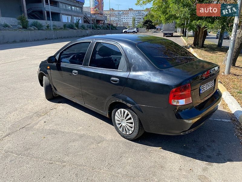 Фото Chevrolet Aveo з оголошення AUTO.RIA