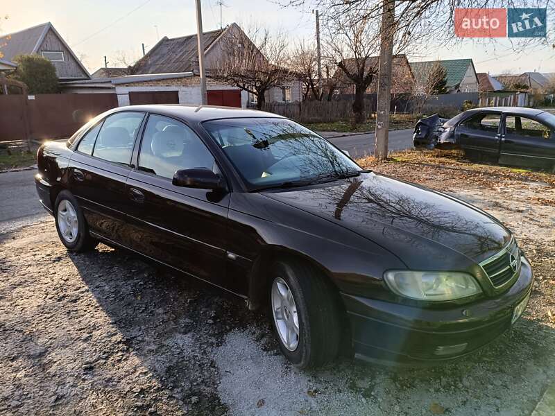 Фото Opel Omega з оголошення AUTO.RIA