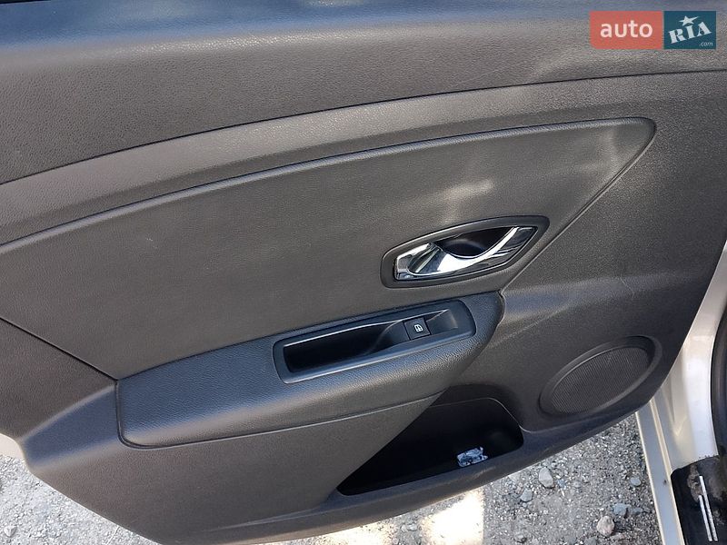Фото Renault Megane з оголошення AUTO.RIA