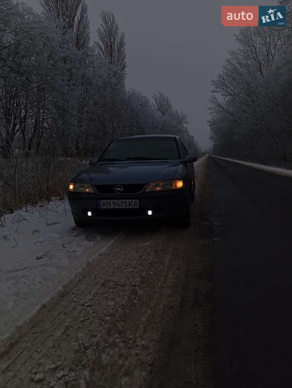 Фото Opel Vectra з оголошення AUTO.RIA