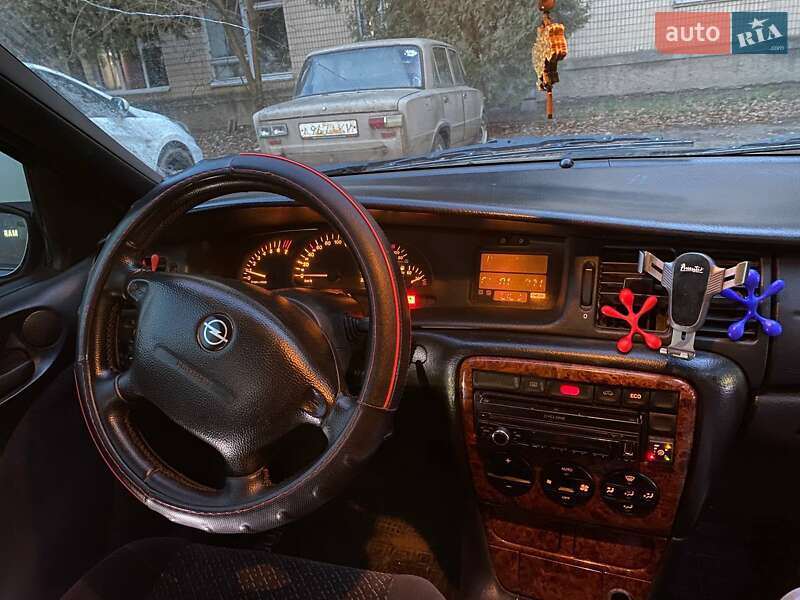 Фото Opel Vectra з оголошення AUTO.RIA