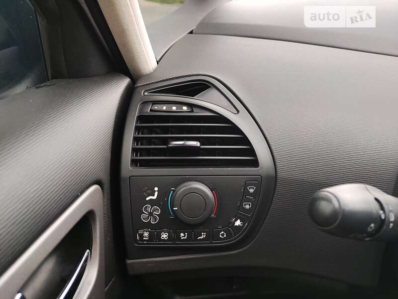 Фото Citroen C4 Picasso з оголошення AUTO.RIA