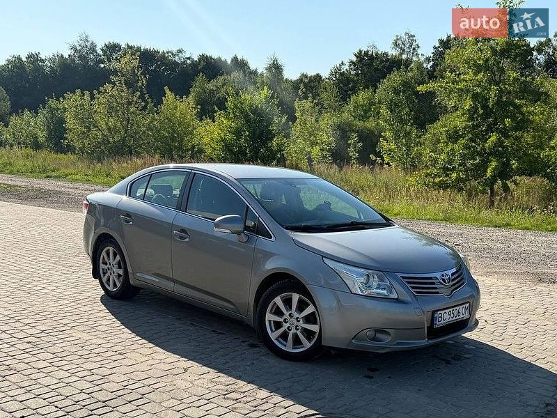 Фото Toyota Avensis з оголошення AUTO.RIA