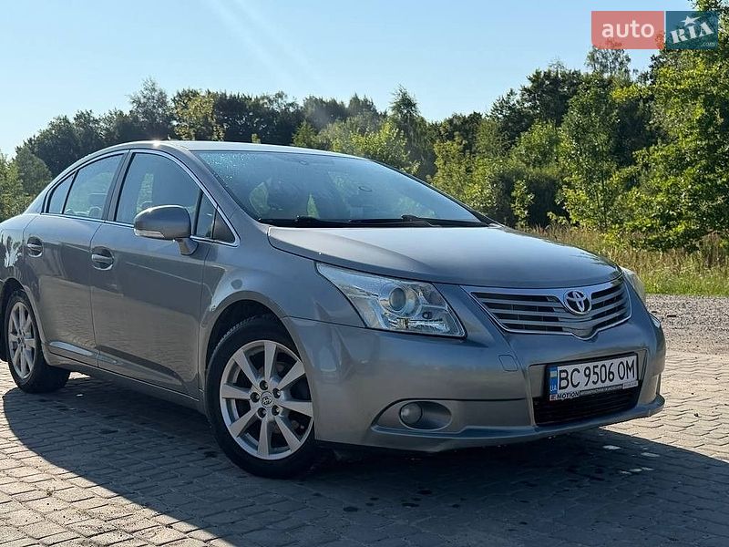Фото Toyota Avensis з оголошення AUTO.RIA