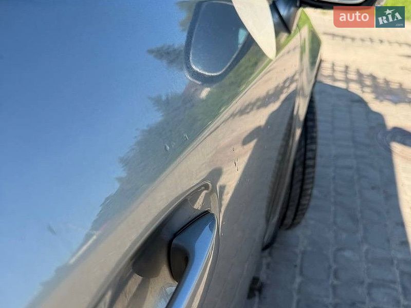 Фото Toyota Avensis з оголошення AUTO.RIA