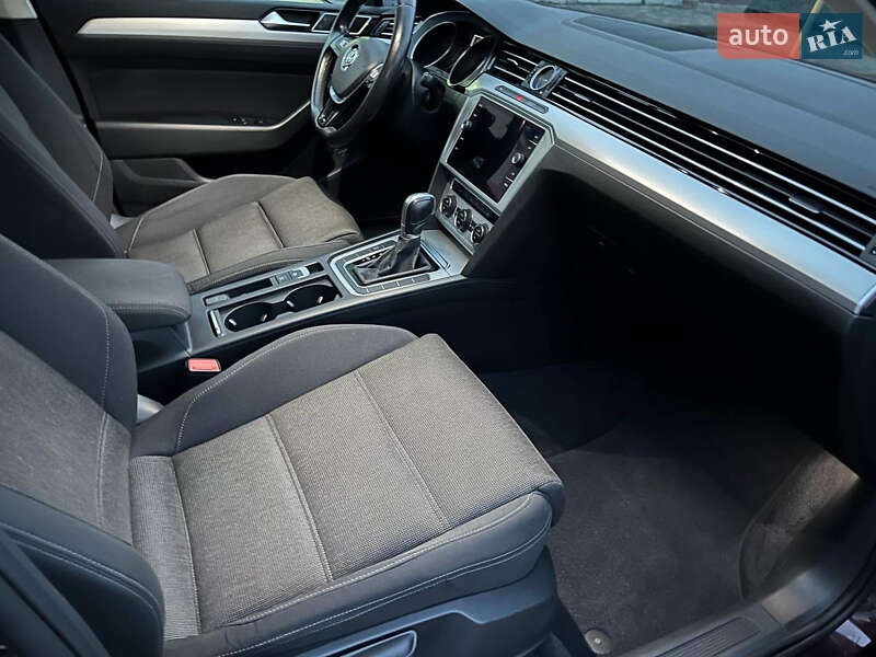 Фото Volkswagen Passat з оголошення AUTO.RIA
