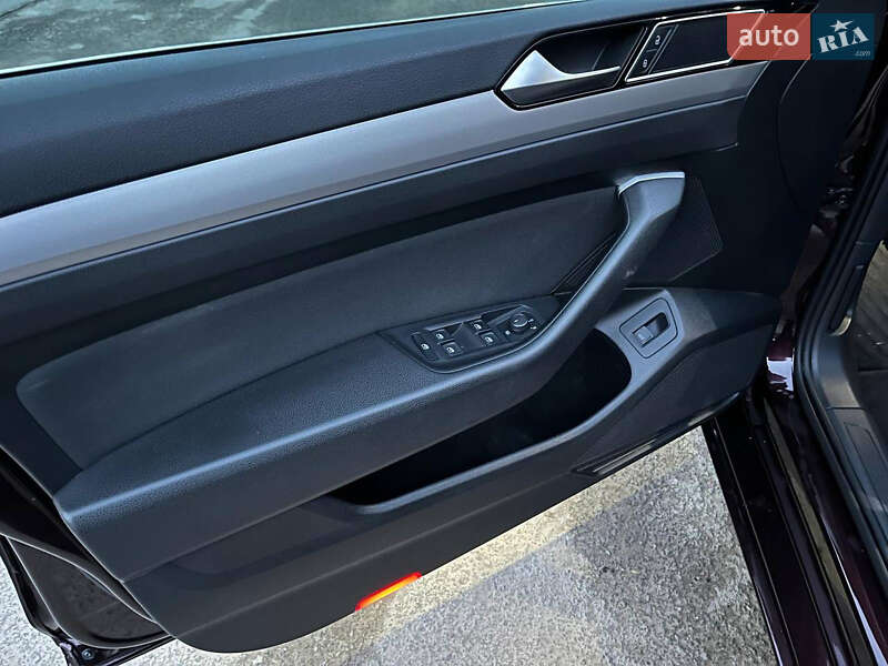 Фото Volkswagen Passat з оголошення AUTO.RIA