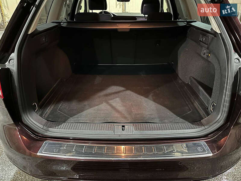 Фото Volkswagen Passat з оголошення AUTO.RIA