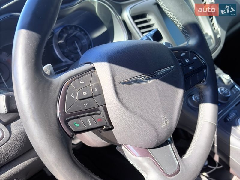 Фото Chrysler 200 з оголошення AUTO.RIA