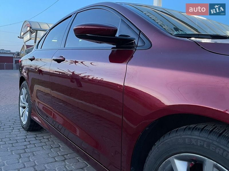 Фото Chrysler 200 з оголошення AUTO.RIA