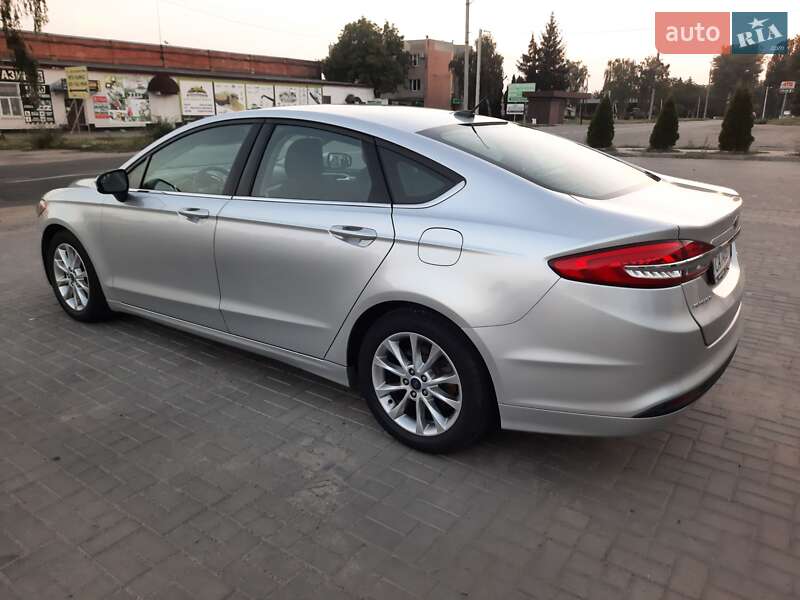 Фото Ford Fusion з оголошення AUTO.RIA