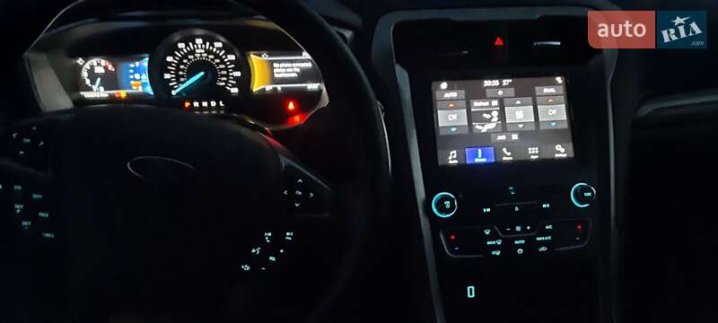 Фото Ford Fusion з оголошення AUTO.RIA