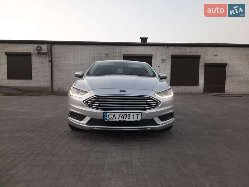 Фото Ford Fusion з оголошення AUTO.RIA