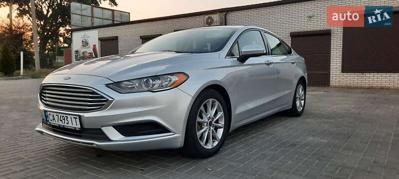 Фото Ford Fusion з оголошення AUTO.RIA