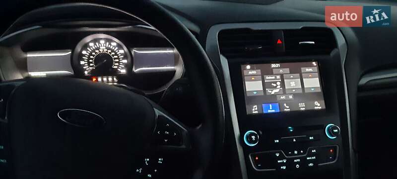 Фото Ford Fusion з оголошення AUTO.RIA
