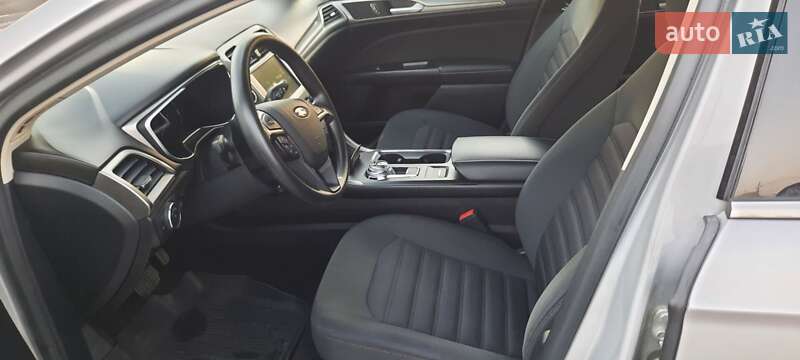 Фото Ford Fusion з оголошення AUTO.RIA