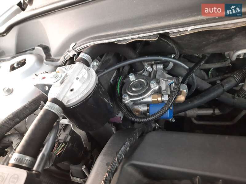 Фото Ford Fusion з оголошення AUTO.RIA