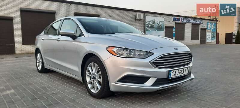 Фото Ford Fusion з оголошення AUTO.RIA