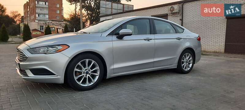 Фото Ford Fusion з оголошення AUTO.RIA