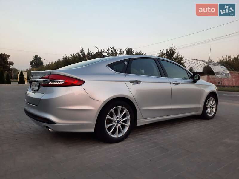 Фото Ford Fusion з оголошення AUTO.RIA
