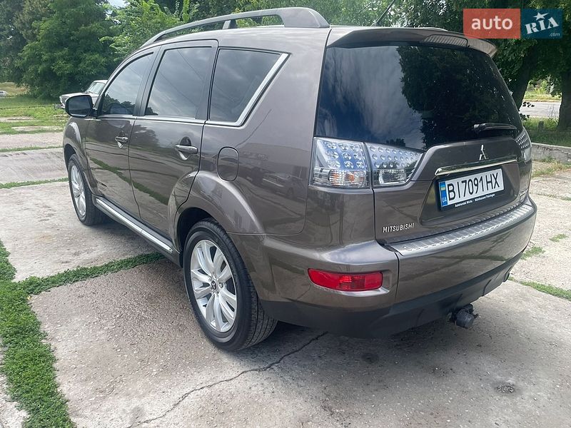 Фото Mitsubishi Outlander з оголошення AUTO.RIA