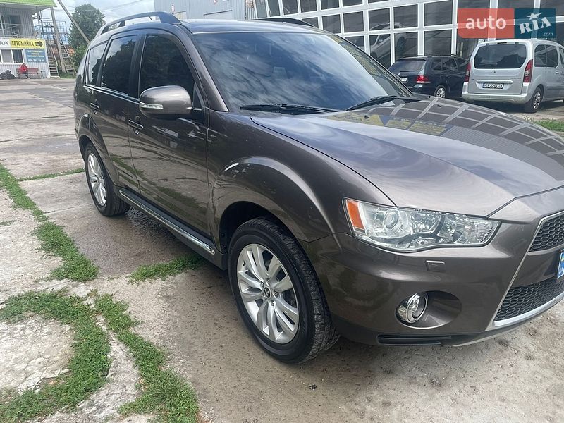Фото Mitsubishi Outlander з оголошення AUTO.RIA
