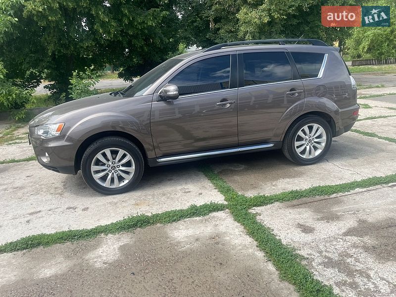 Фото Mitsubishi Outlander з оголошення AUTO.RIA