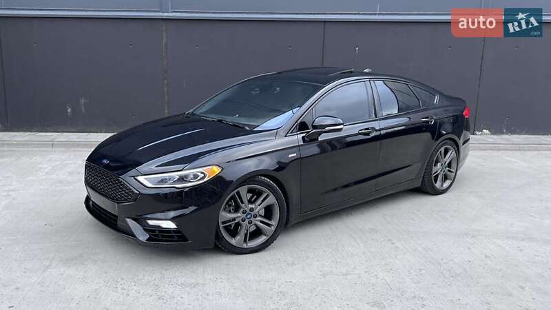 Фото Ford Fusion з оголошення AUTO.RIA